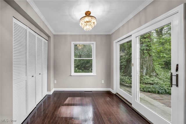 23580 Shaker Boulevard, Shaker Heights, OH 44122