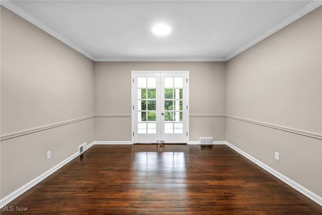 23580 Shaker Boulevard, Shaker Heights, OH 44122