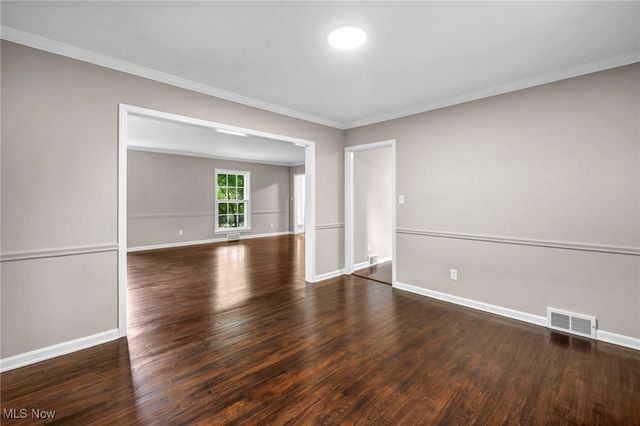 23580 Shaker Boulevard, Shaker Heights, OH 44122