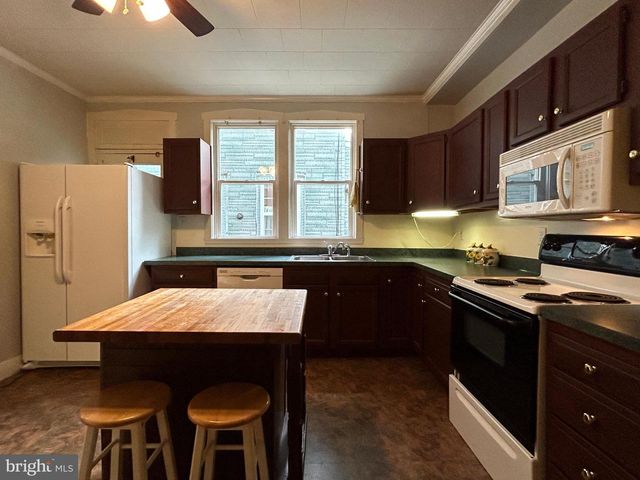 44 N CHURCH STREET, Ephrata, PA 17522