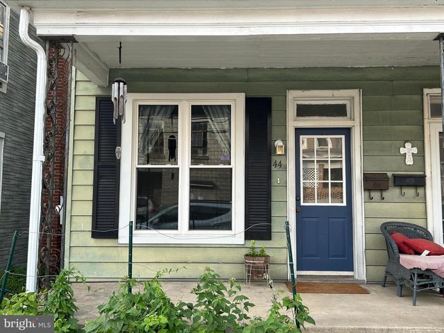44 N CHURCH STREET, Ephrata, PA 17522