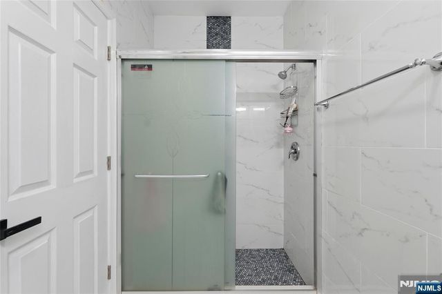 17 Troy Street 2, Jersey City, NJ 07307