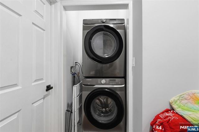 17 Troy Street 2, Jersey City, NJ 07307