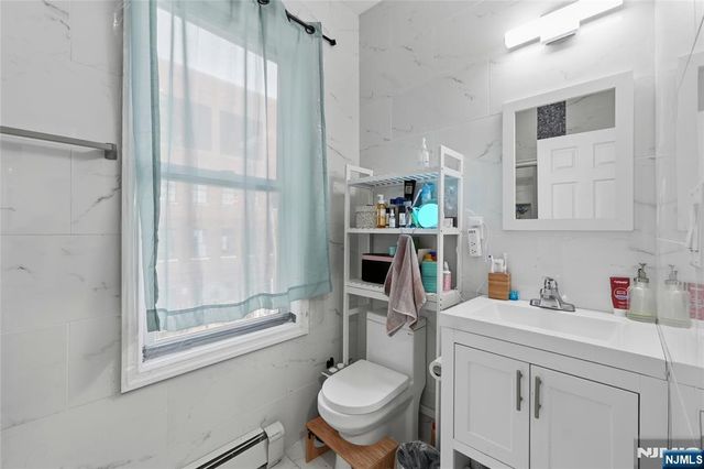 17 Troy Street 2, Jersey City, NJ 07307