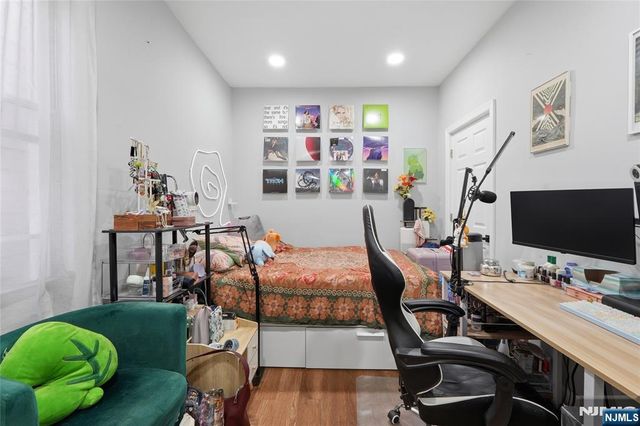 17 Troy Street 2, Jersey City, NJ 07307