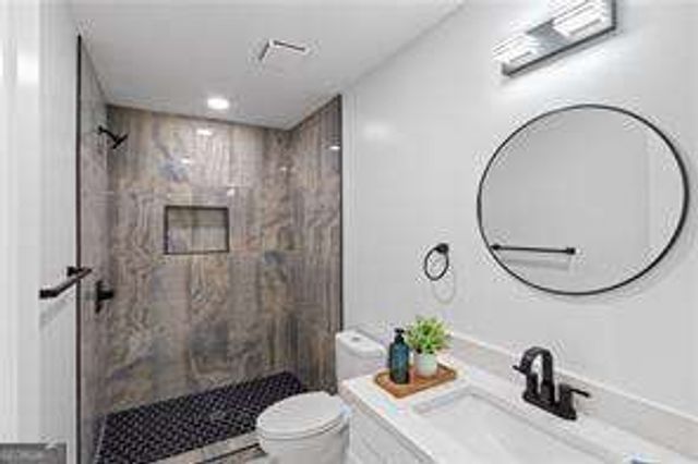 4307 Cedar Wood Drive SW, Lilburn, GA 30047