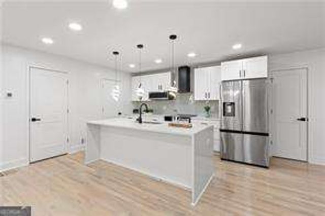 4307 Cedar Wood Drive SW, Lilburn, GA 30047