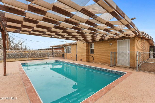 10036 JAMAICA Street, El Paso, TX 79924