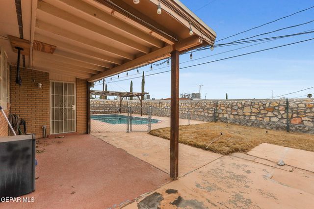 10036 JAMAICA Street, El Paso, TX 79924