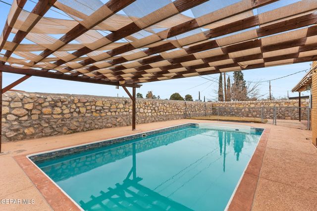 10036 JAMAICA Street, El Paso, TX 79924