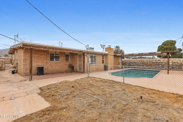 10036 JAMAICA Street, El Paso, TX 79924