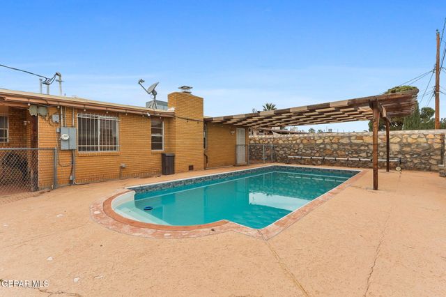 10036 JAMAICA Street, El Paso, TX 79924