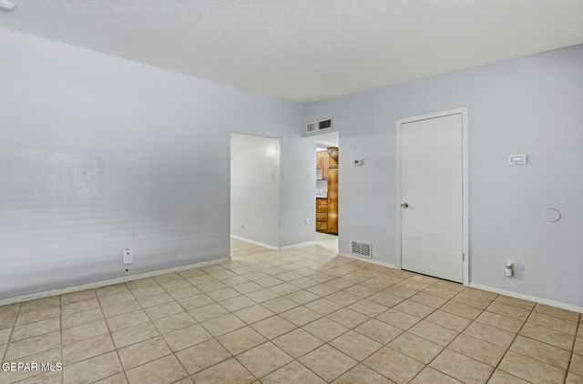 10036 JAMAICA Street, El Paso, TX 79924