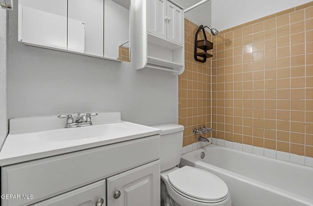 10036 JAMAICA Street, El Paso, TX 79924