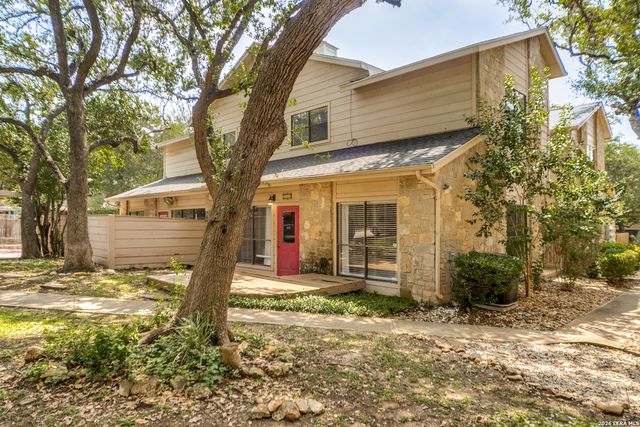 829 W Bitters Rd Apt 501, San Antonio, TX 78216