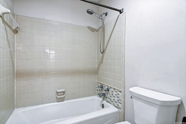 829 W Bitters Rd Apt 501, San Antonio, TX 78216
