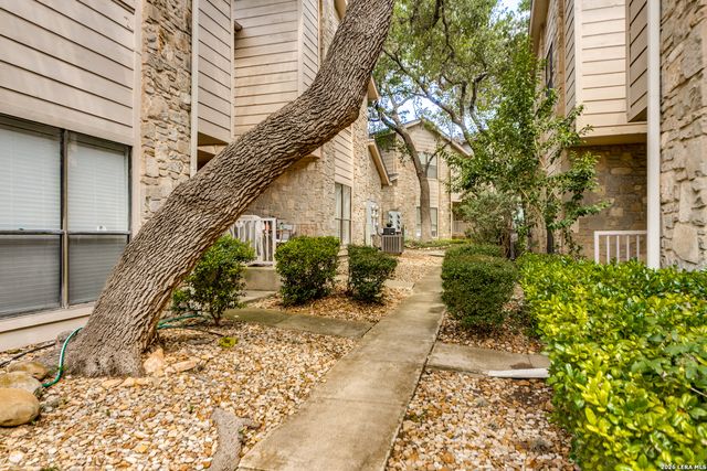 829 W Bitters Rd Apt 501, San Antonio, TX 78216