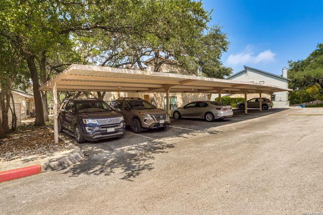 829 W Bitters Rd Apt 501, San Antonio, TX 78216