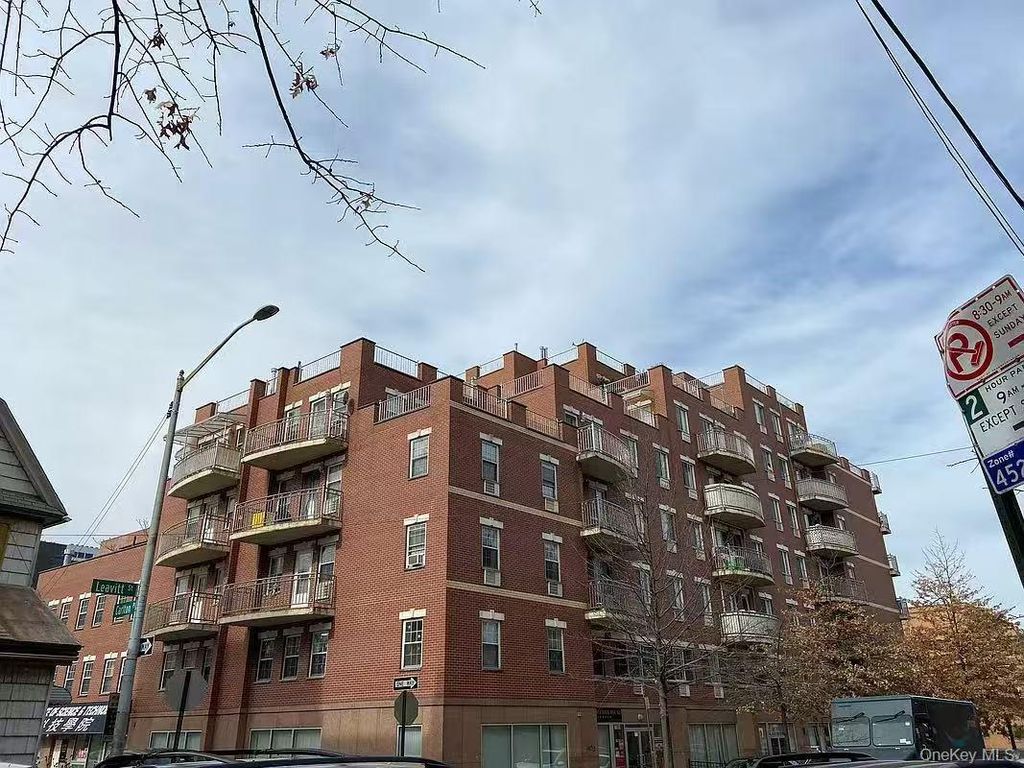 3506 Leavitt Street 5C, Flushing, NY 11354