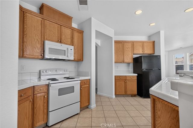 3726 Crane, Merced, CA 95348