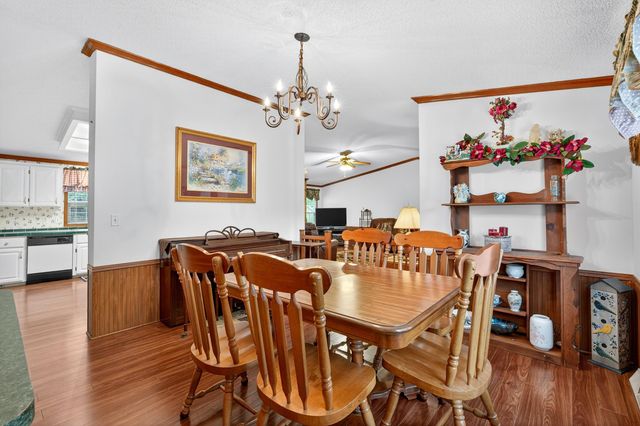 118 Settle Avenue, Campobello, SC 29322