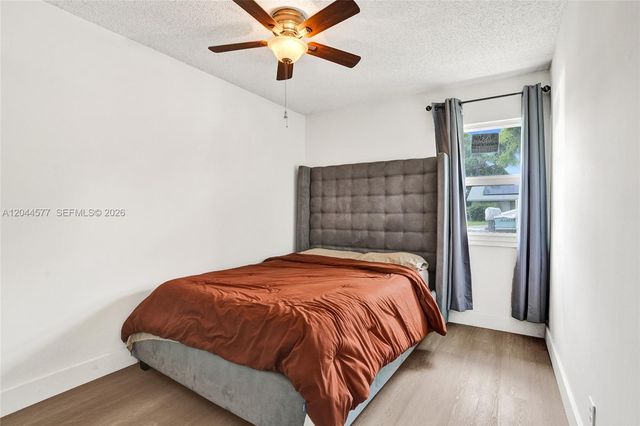 7812 SW 7th Pl, North Lauderdale, FL 33068