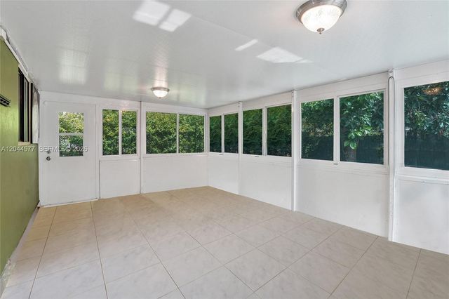 7812 SW 7th Pl, North Lauderdale, FL 33068