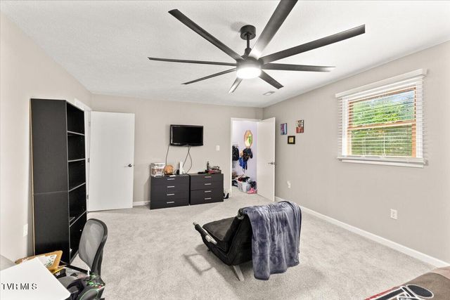 1594 Christian Bend Road, Church Hill, TN 37642