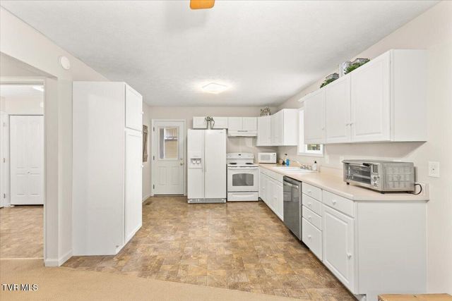 1594 Christian Bend Road, Church Hill, TN 37642