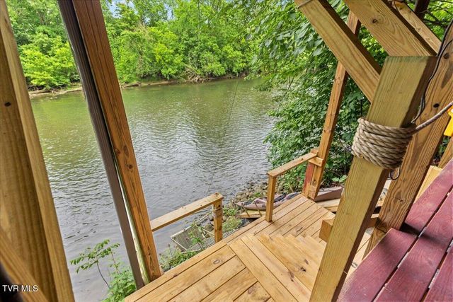 1594 Christian Bend Road, Church Hill, TN 37642