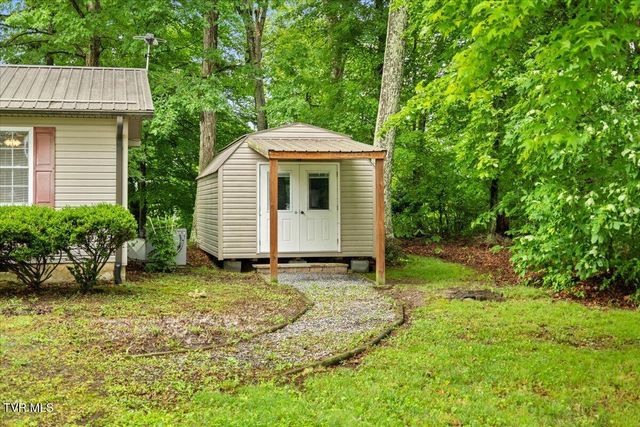 1594 Christian Bend Road, Church Hill, TN 37642