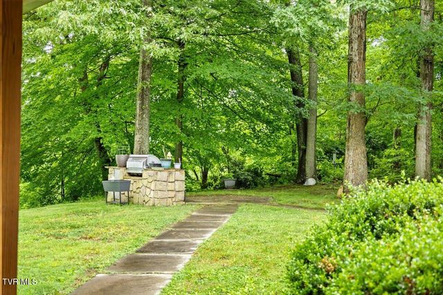 1594 Christian Bend Road, Church Hill, TN 37642