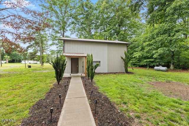 1594 Christian Bend Road, Church Hill, TN 37642