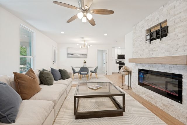 5824 Cynthia Circle, North Richland Hills, TX 76117