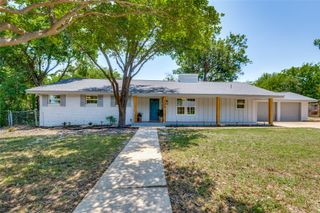 5824 Cynthia Circle, North Richland Hills, TX 76117