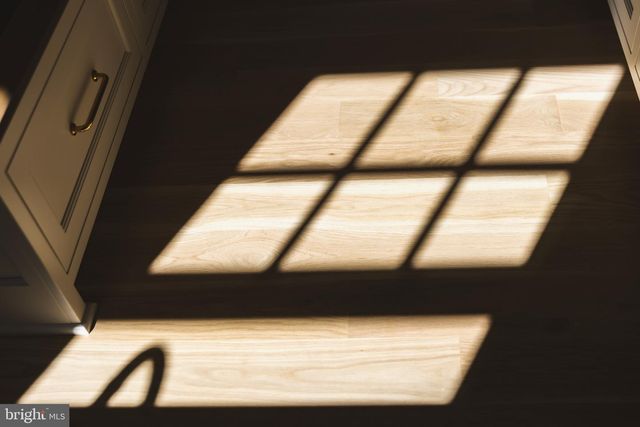 632 N KENMORE ST, Arlington, VA 22201