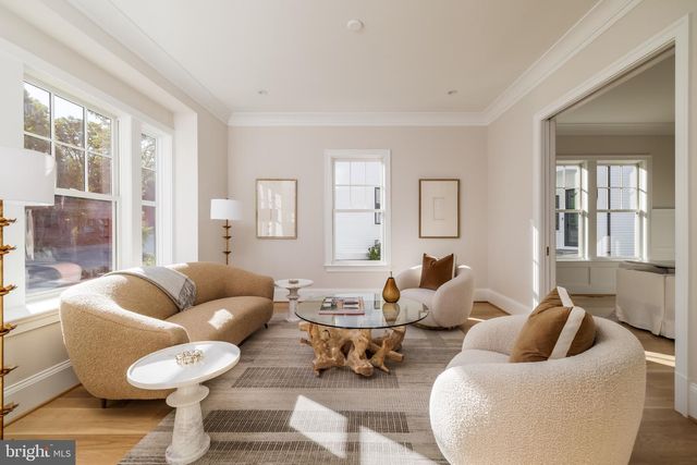 632 N KENMORE ST, Arlington, VA 22201