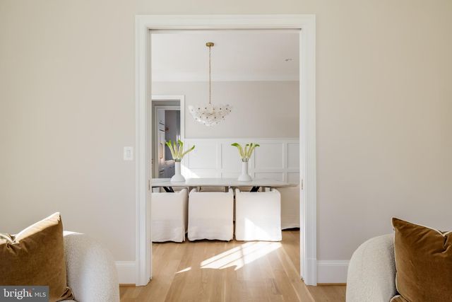 632 N KENMORE ST, Arlington, VA 22201