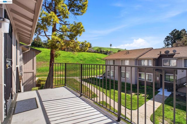 245 Famoso Plz, Union City, CA 94587