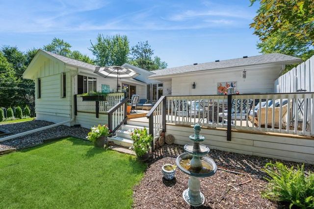 17505 26th Avenue N, Plymouth, MN 55447