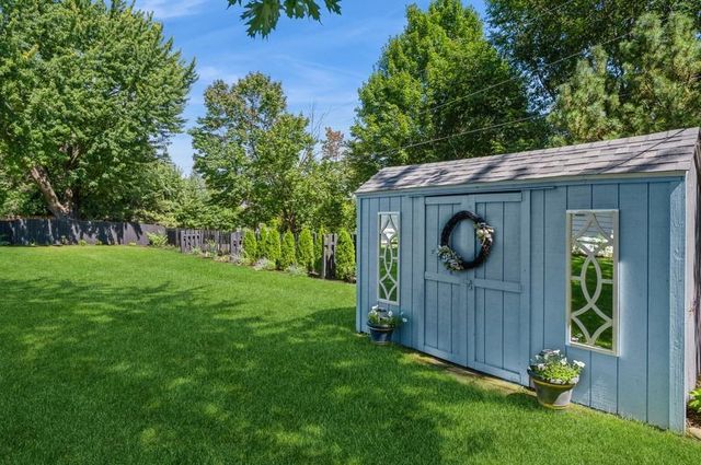 17505 26th Avenue N, Plymouth, MN 55447