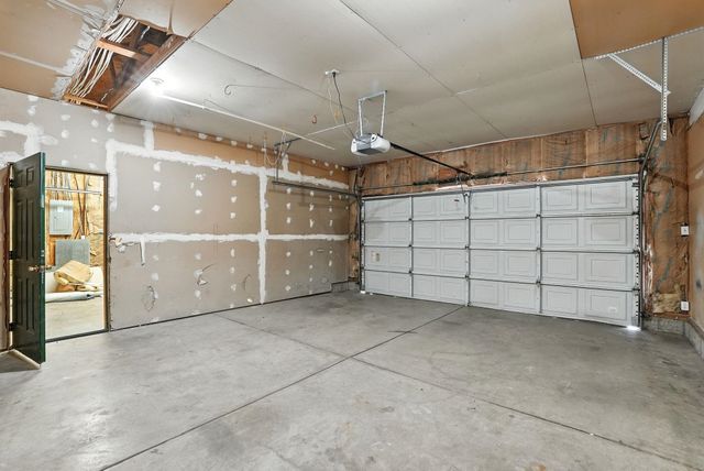 16520 N Cincinnati Ct, Spokane, WA 99208