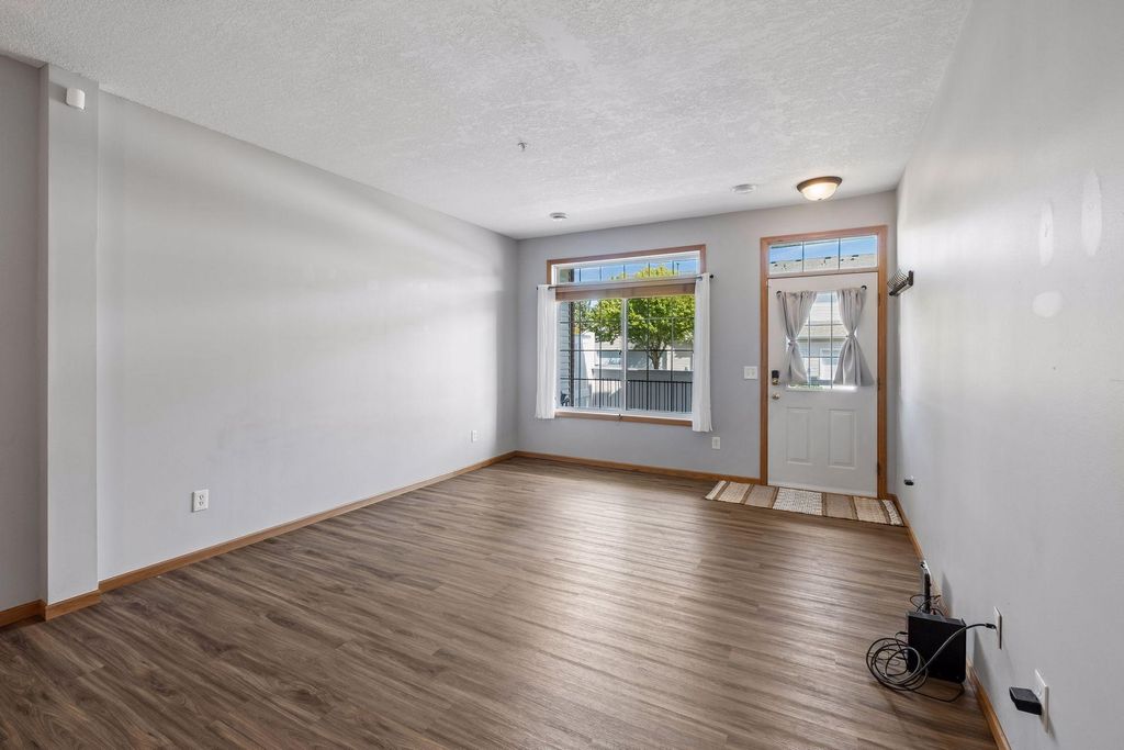 4887 Bivens Court 9706, Inver Grove Heights, MN 55076 — photo 4