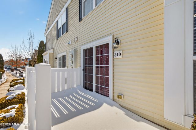 310 Brookfield Drive, Jackson, NJ 08527