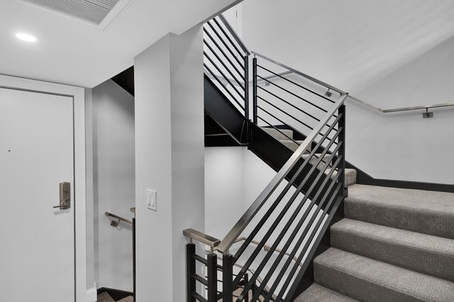 771-781 Harrison PH-7, Boston, MA 02118