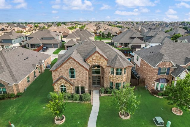 460 Harvest Grove Drive, Waxahachie, TX 75165