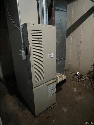 8770 Jordan Avenue, St Louis, MO 63147