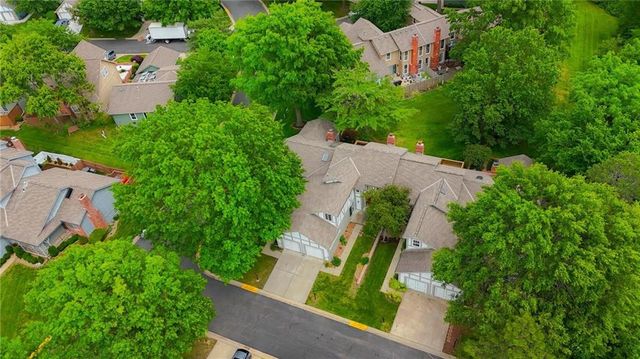 10103 Edelweiss Circle, Merriam, KS 66203