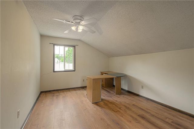 10103 Edelweiss Circle, Merriam, KS 66203
