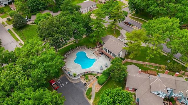 10103 Edelweiss Circle, Merriam, KS 66203